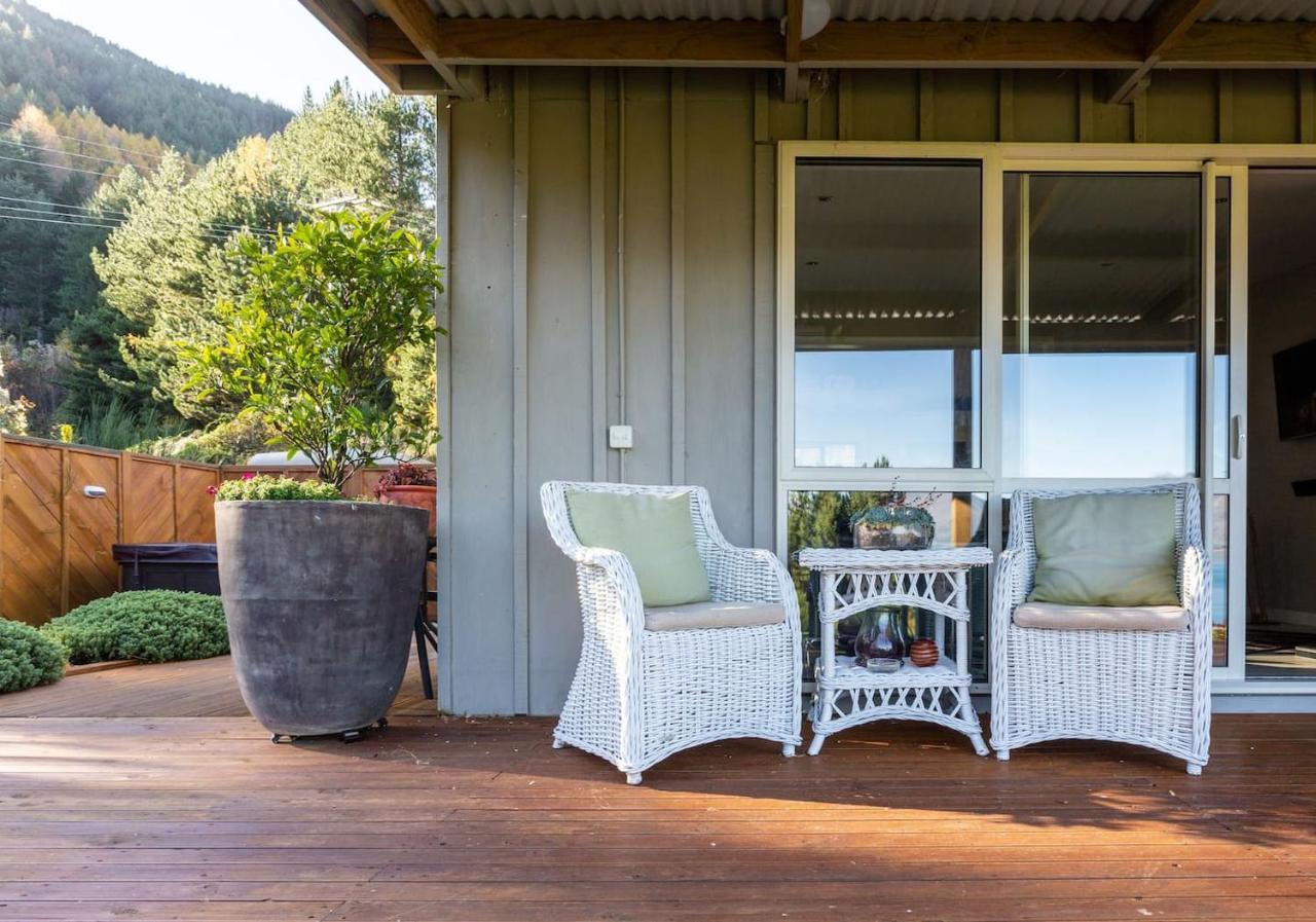 Private Cottage With Spa And Amazing Lake Views Closeburn Exteriér fotografie